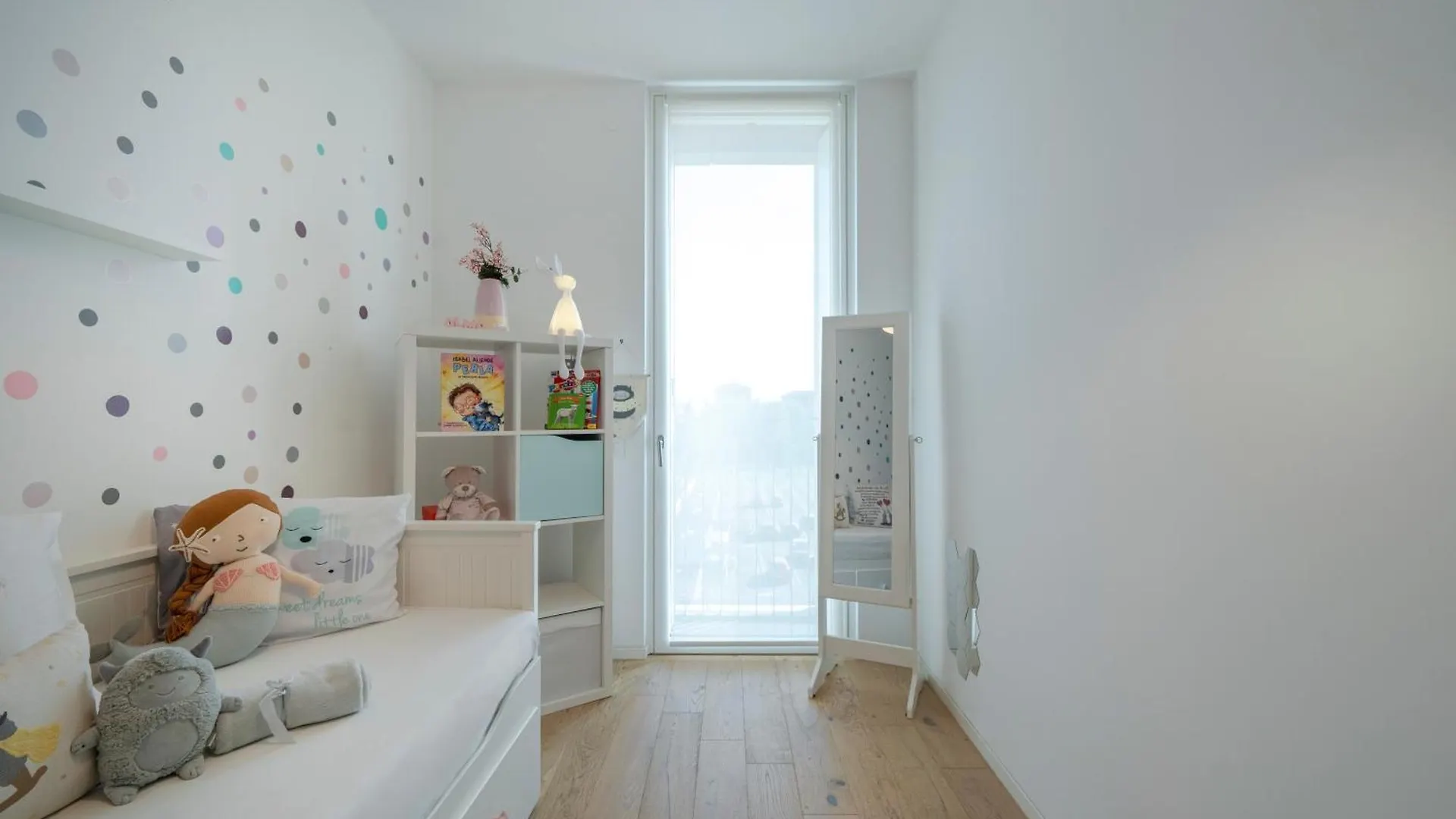 Apartment Super Suite Alma With Private Garage Autentica