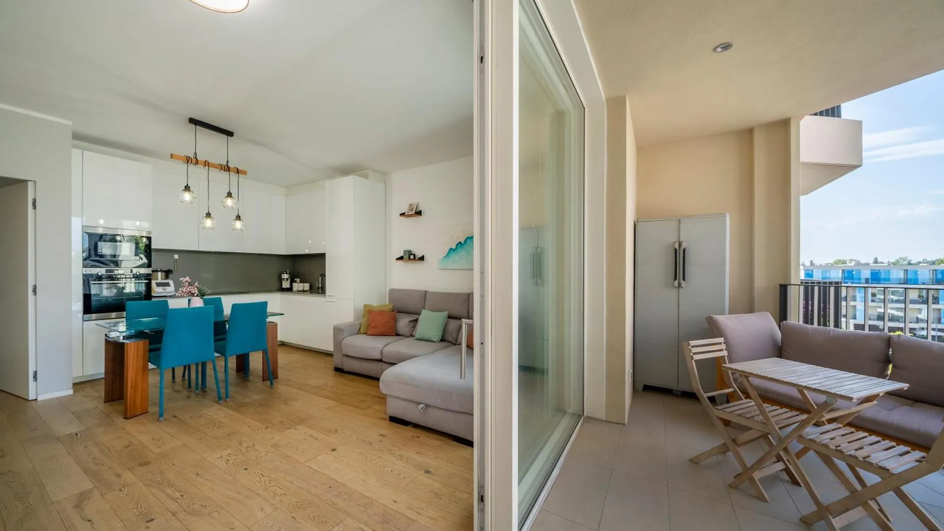 Apartment Super Suite Alma With Private Garage Autentica Italy